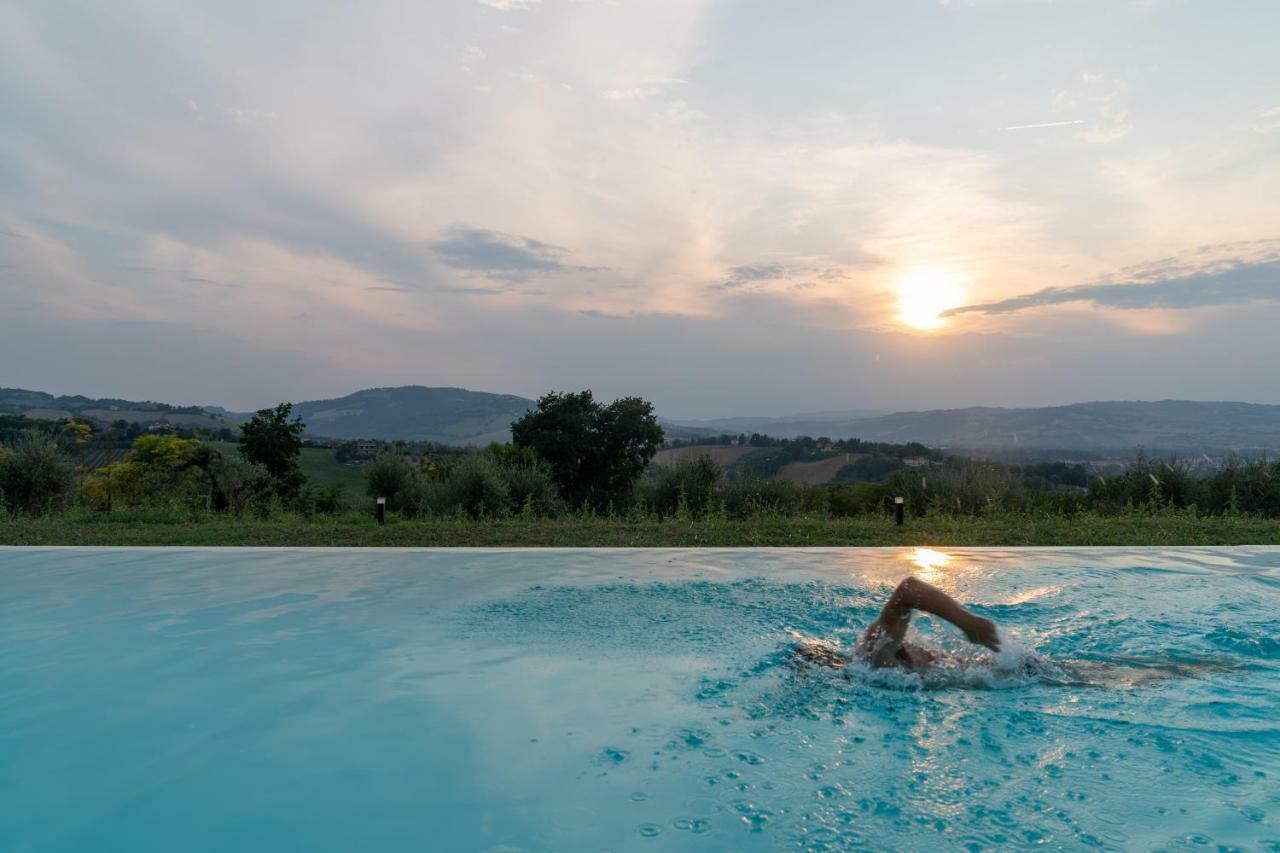 La Maggiolina Country House Montelabbate Екстер'єр фото
